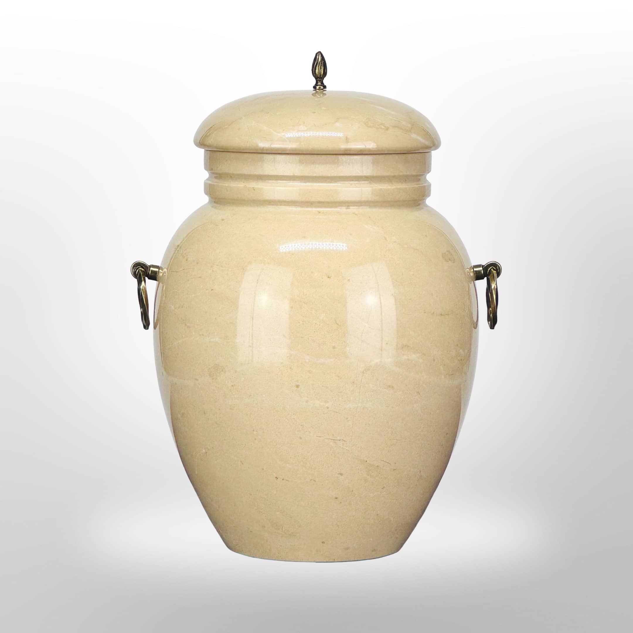 Helle Steinurne mit Griffen