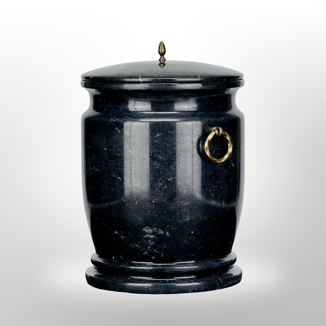 Stein Urne mit Griffen — Schwarz Naturstein