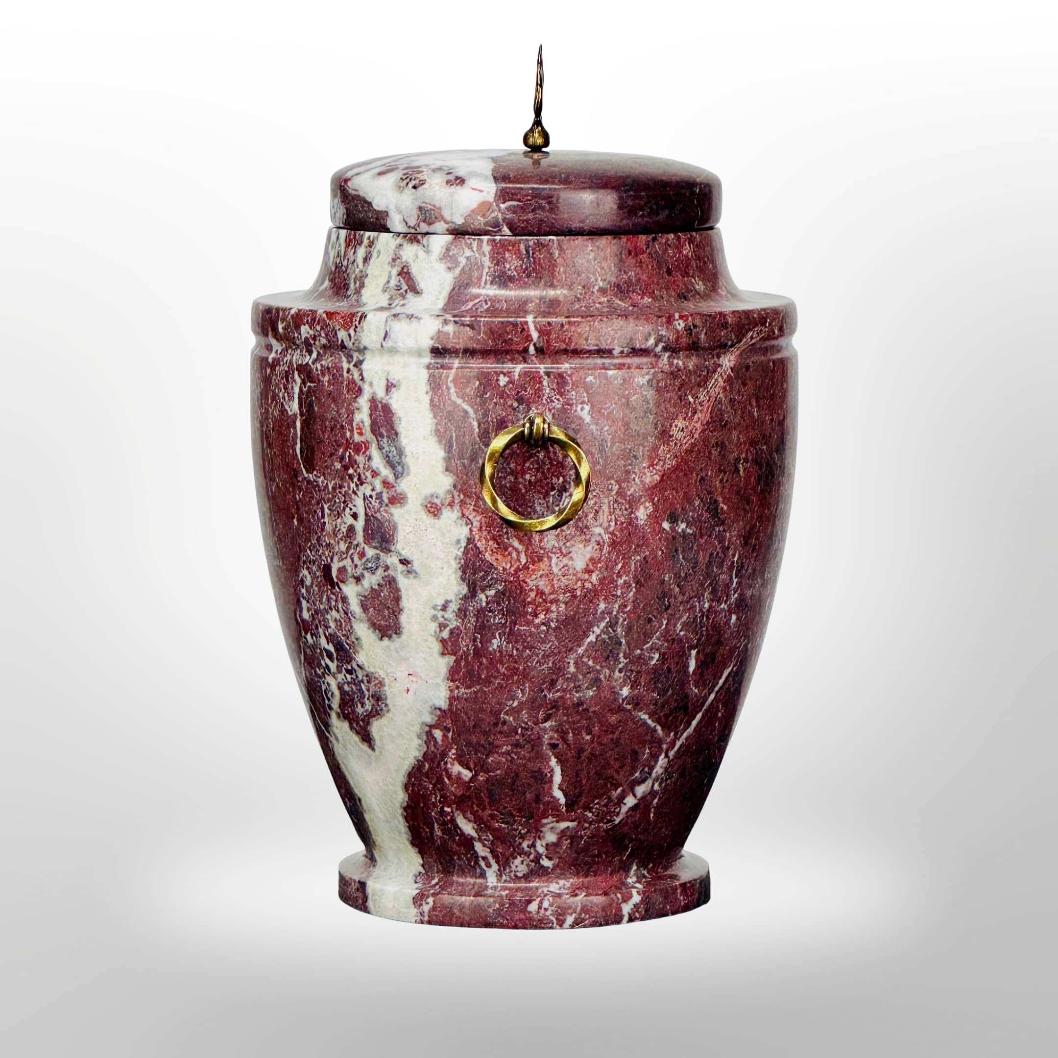 Rote Steinurne mit Griffen