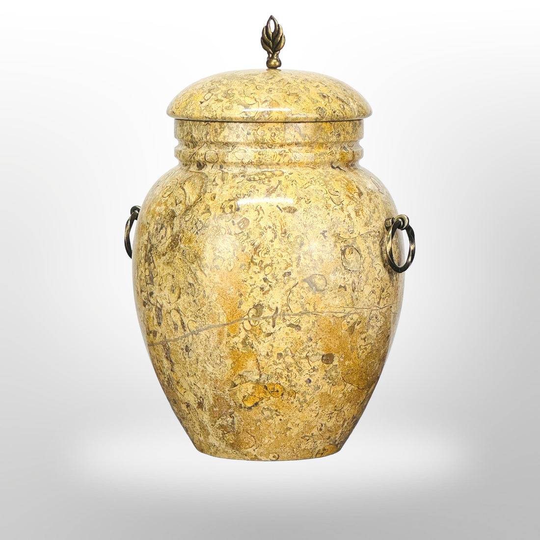 Gelbe Steinurne mit Griffen