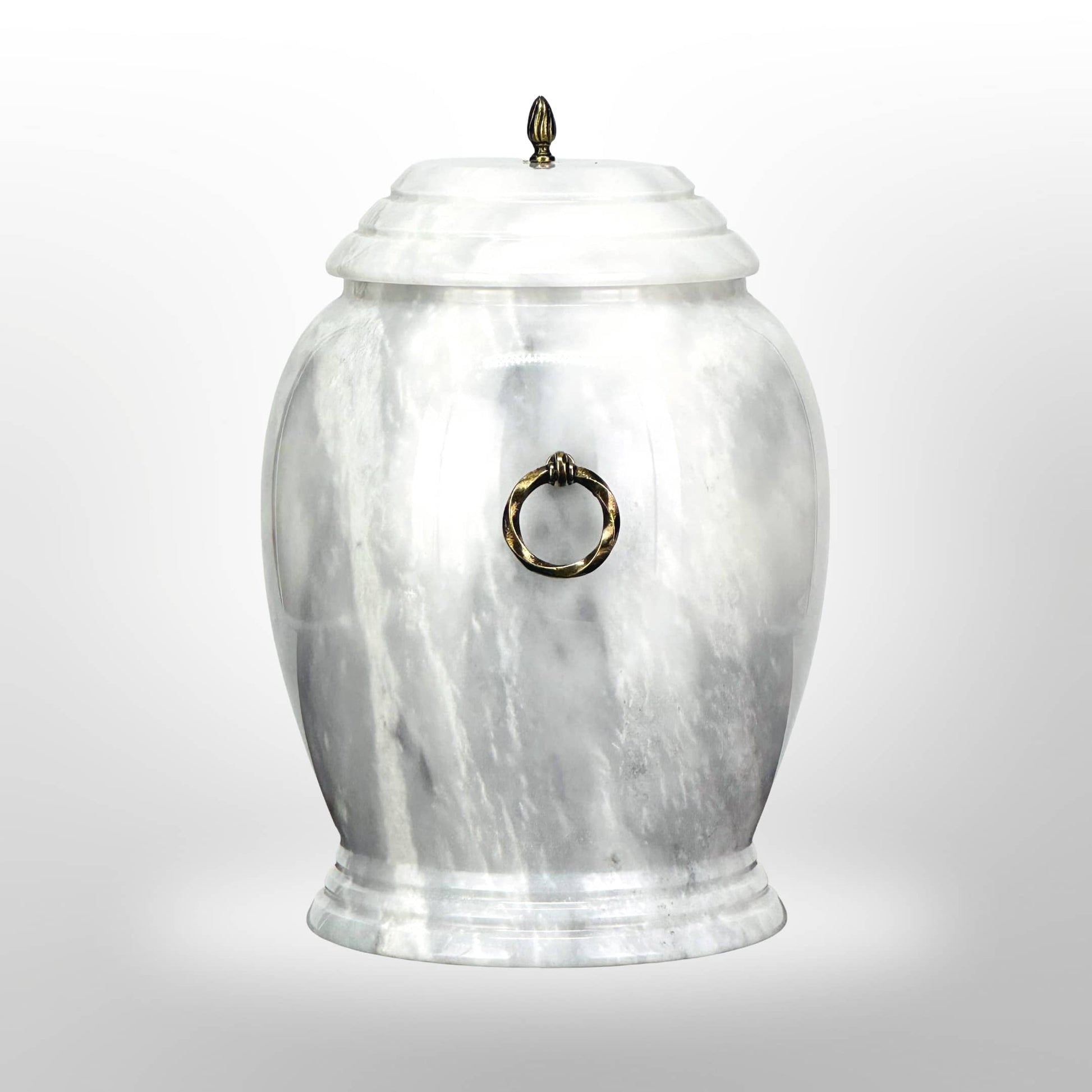 Weiße Natursteinurne mit Griffen