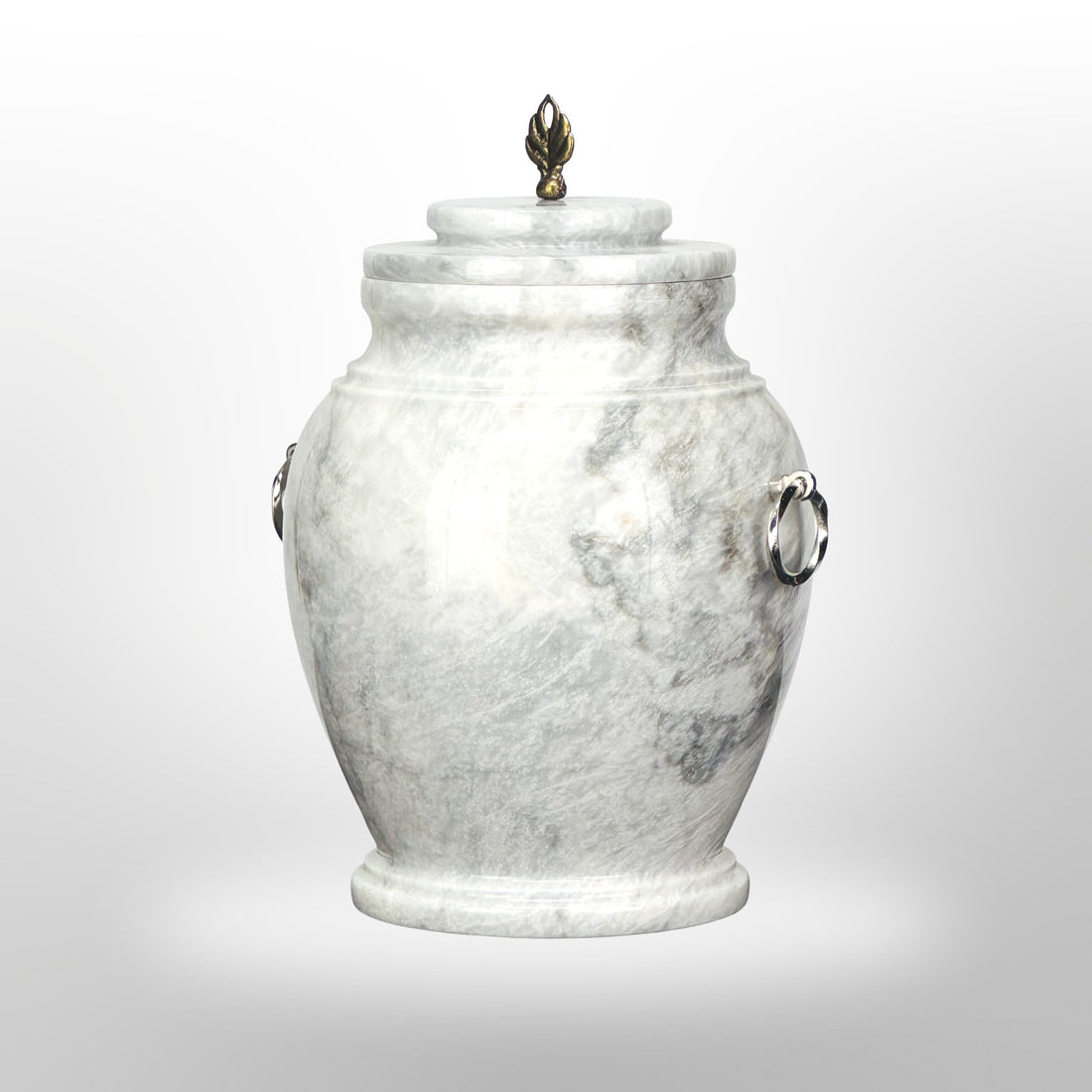 Weiße Steinurne mit Griffen