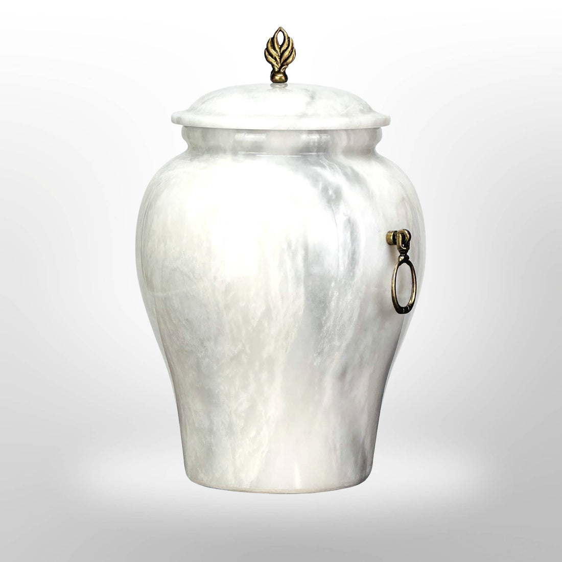 Weiße Urne aus Stein