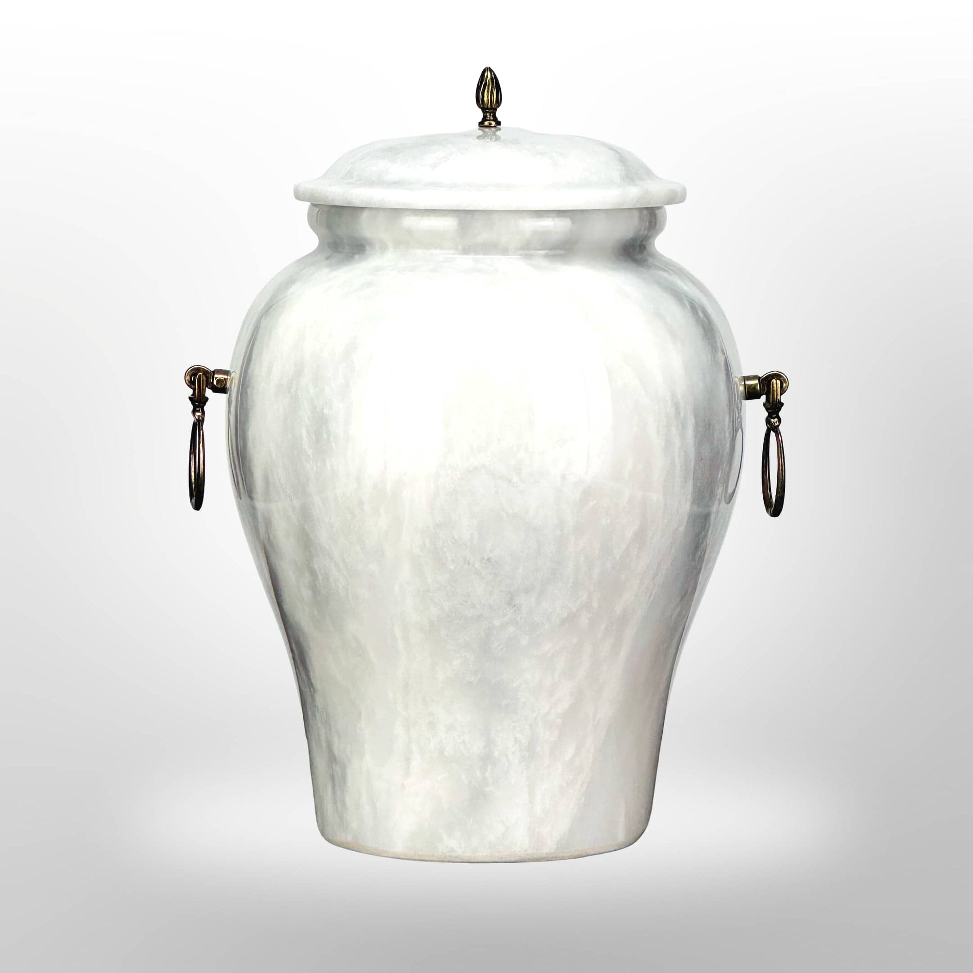 Weiße Urne aus Stein